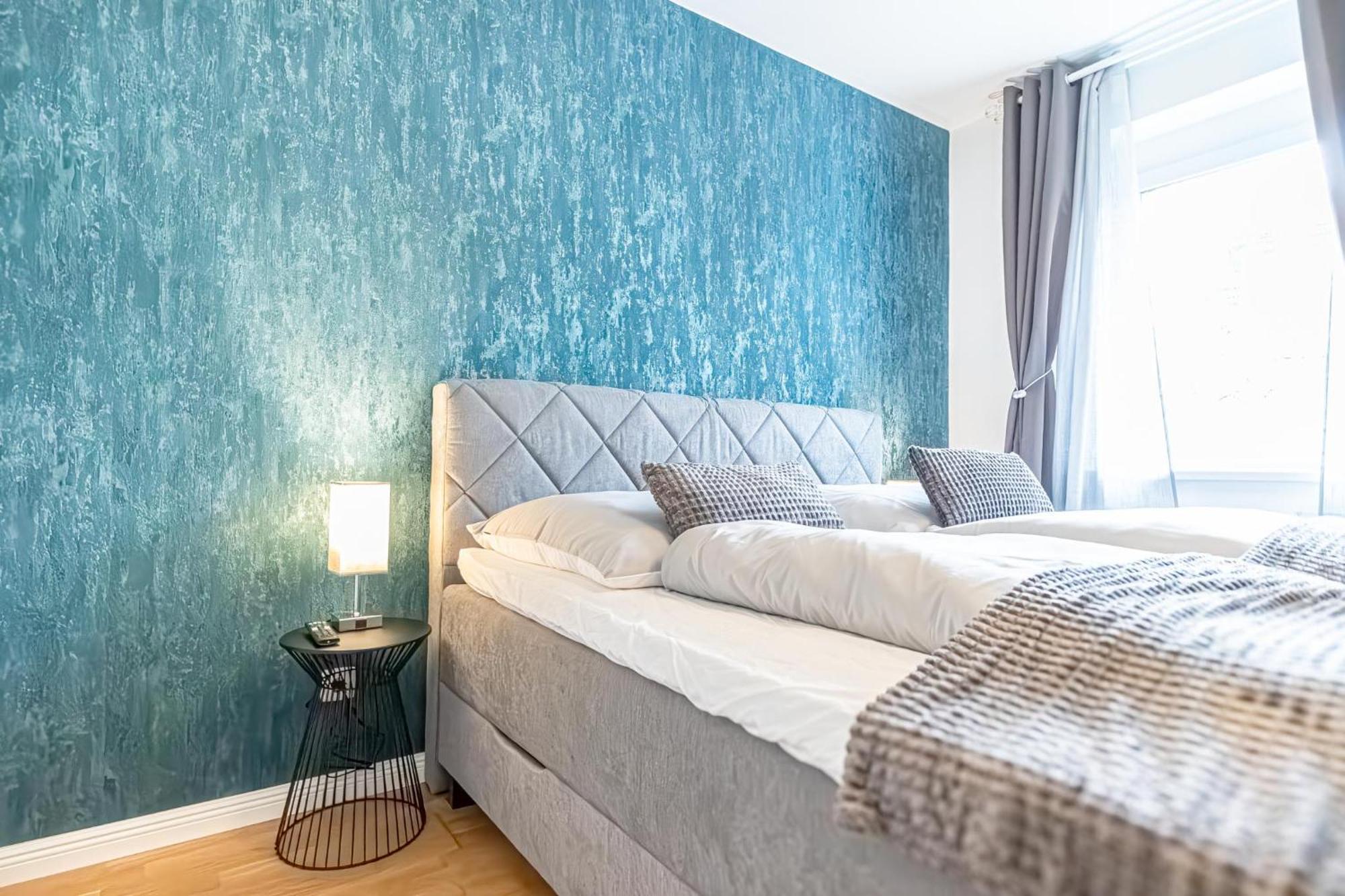 1br & 1lr With Balcony, 9min To Center Apartment Wien